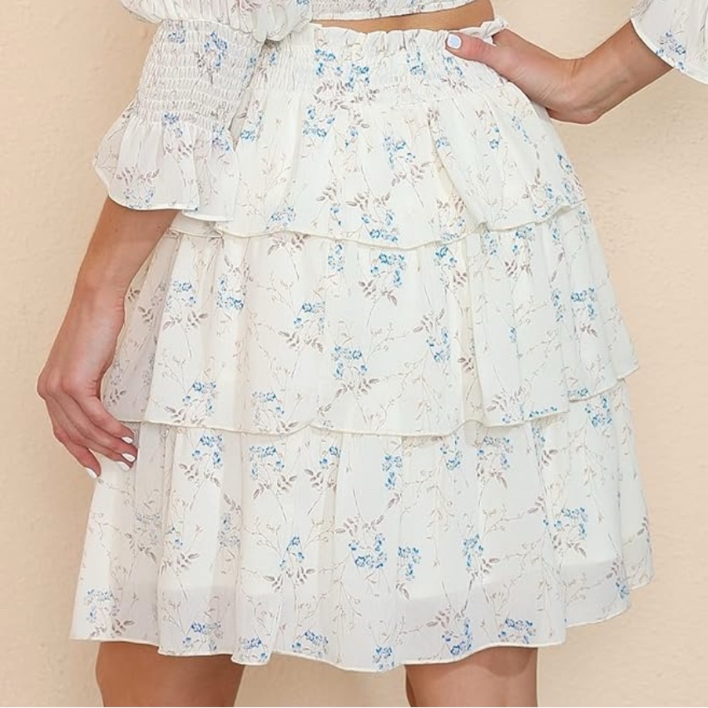 Womens White Blue Floral 2-Piece Set Off Shoulder Top + Skirt Cottagecore Boho S - Picture 11 of 12
